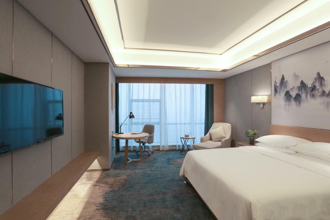 Venus Royal Hotel Foshan Kuiqi Road Metro Station 외부 사진
