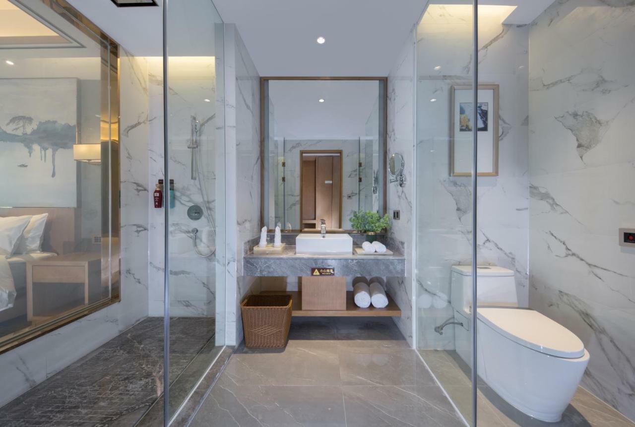 Venus Royal Hotel Foshan Kuiqi Road Metro Station 외부 사진